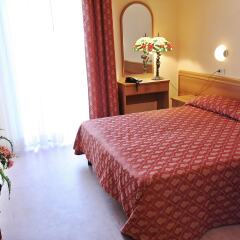 Hotel Nuovo Belvedere Римини комната для гостей фото 2
