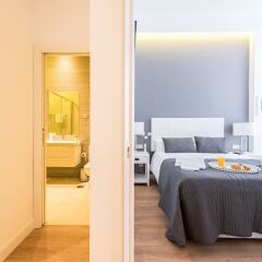 Отель Malasaña Plaza - MADFlats Collection комната для гостей фото 3