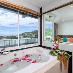 Отель The View Rawada Resort & Spa спа