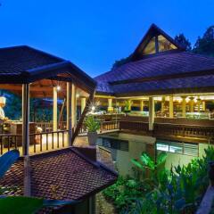 Отель Khaolak Bay Front Resort гостиничный бар