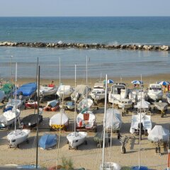 Hotel Laguna Blu Римини пляж фото 2