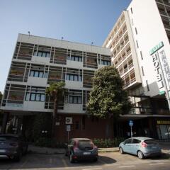 Eur Hotel Milano Fiera Треццано-суль-Навиглио парковка