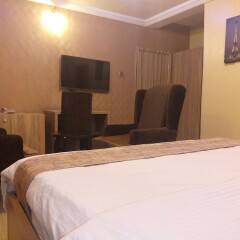Отель Euro Lounge and Suites удобства в номере фото 2