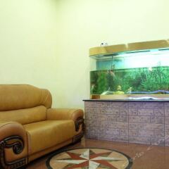 Yuening Hostel комната для гостей