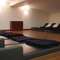Hotel Aropa фитнесс-зал