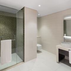 Отель Hyatt Place Dubai, Wasl District Дубай ванная