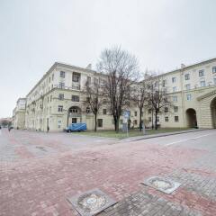 Апартаменты SutkiMinsk Apartment парковка