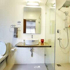 Отель Rani Kunj by Casa Deyra Непал, Катманду - отзывы, цены и фото номеров - забронировать отель Rani Kunj by Casa Deyra онлайн ванная фото 2