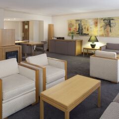 Отель Crowne Plaza Toulouse Франция, Тулуза - 1 отзыв об отеле, цены и фото номеров - забронировать отель Crowne Plaza Toulouse онлайн интерьер отеля фото 2