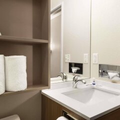 Microtel Inn & Suites By Wyndham Lynchburg in Lynchburg, United States of America from 126$, photos, reviews - zenhotels.com bathroom photo 2