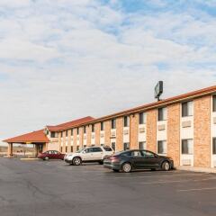 Отель Quality Inn Effingham парковка