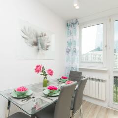 Отель P&O Apartments Grzybowska 4 Польша, Варшава - отзывы, цены и фото номеров - забронировать отель P&O Apartments Grzybowska 4 онлайн балкон