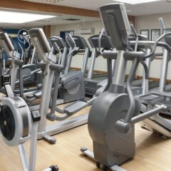 Отель Holiday Inn London Brent Cross фитнесс-зал