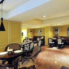 Salil Hotel Sukhumvit Soi 11 фитнесс-зал