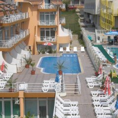 Family Hotel Santorini Свети Влас бассейн