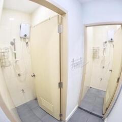 Inn Trog And Inn Soi - Hostel - Adults Only Бангкок фото 3