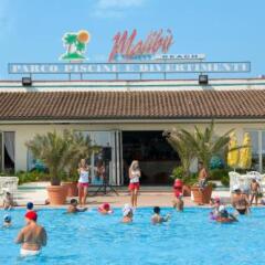 Отель Villaggio Riva Musone Италия, Порто Реканати - отзывы, цены и фото номеров - забронировать отель Villaggio Riva Musone онлайн бассейн фото 2