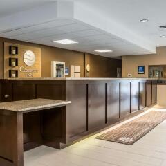 Отель Comfort Inn The Pointe США, Ниагара-Фолс - отзывы, цены и фото номеров - забронировать отель Comfort Inn The Pointe онлайн интерьер отеля фото 3