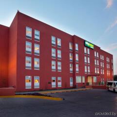 Отель City Express Junior Guadalajara Periférico Sur парковка