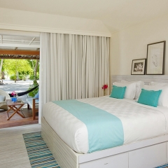 Отель Holiday Inn Resort Kandooma Maldives 4* Стандартный номер с различными типами кроватей фото 2