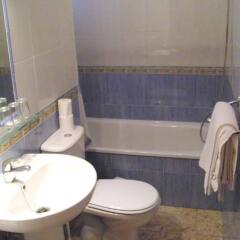 Отель Hostal Sonrisa del Mar ванная