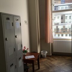 Отель Hostel Kaiser Чехия, Прага - отзывы, цены и фото номеров - забронировать отель Hostel Kaiser онлайн комната для гостей фото 2