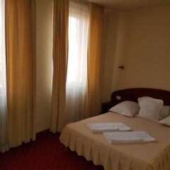 Hotel Iris in Arad, Romania from 50$, photos, reviews - zenhotels.com guestroom photo 2