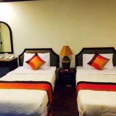 Отель Yellow Ribbon Hills, Boutique Suites комната для гостей