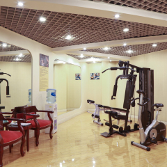 Beijing River View Hotel фитнесс-зал