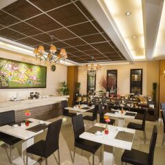 Dyn Opera Hotel гостиничный бар