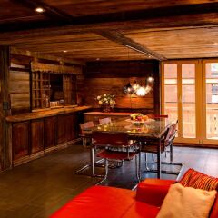 Отель Mountain Exposure Luxury Chalets & Penthouses & Apartments Швейцария, Церматт - отзывы, цены и фото номеров - забронировать отель Mountain Exposure Luxury Chalets & Penthouses & Apartments онлайн гостиничный бар