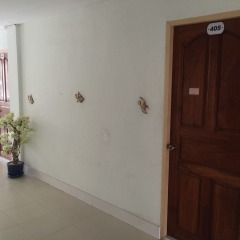 Отель Pinthong house интерьер отеля