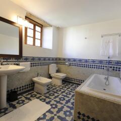 Отель Riad au 20 Jasmins Марокко, Фес - отзывы, цены и фото номеров - забронировать отель Riad au 20 Jasmins онлайн ванная фото 2