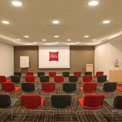 Ibis Izmir Alsancak Турция, Измир - 1 отзыв об отеле, цены и фото номеров - забронировать отель Ibis Izmir Alsancak онлайн с домашними животными