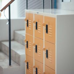 Petit Hostel сейф в номере