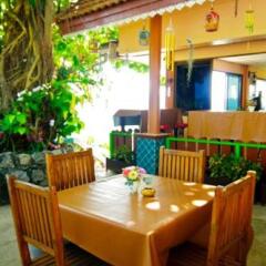 Отель Baan Karon Hill Phuket Resort питание