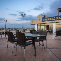 Отель Thara Dead Sea Иордания, Ма-Ин - 1 отзыв об отеле, цены и фото номеров - забронировать отель Thara Dead Sea онлайн гостиничный бар