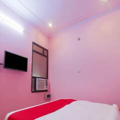 OYO 24615 Hotel Shivam Palace удобства в номере фото 2