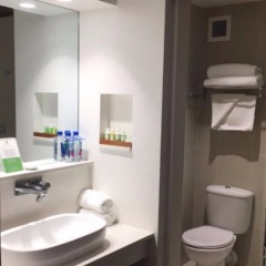 Отель Holiday Inn Suva Фиджи, Вити-Леву - отзывы, цены и фото номеров - забронировать отель Holiday Inn Suva онлайн ванная фото 2