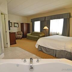 Отель Holiday Inn Bloomington W Msp Airport Area Блумингтон ванная
