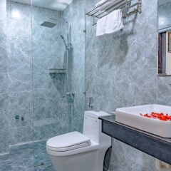 Отель Little Boss Homestay ванная фото 2