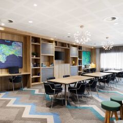 Отель Hampton by Hilton Bristol Airport гостиничный бар