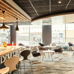 Отель ibis Edinburgh Centre Royal Mile – Hunter Square Великобритания, Эдинбург - 2 отзыва об отеле, цены и фото номеров - забронировать отель ibis Edinburgh Centre Royal Mile – Hunter Square онлайн бассейн