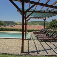 Отель Guest House Diabora Велико Тырново бассейн