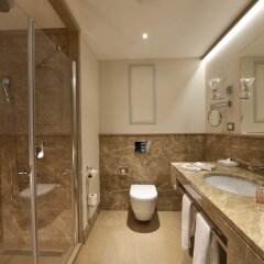 Ramada Istanbul Asia Турция, Стамбул - отзывы, цены и фото номеров - забронировать отель Ramada Istanbul Asia онлайн ванная фото 2
