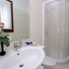 Отель Nice Hotel Италия, Маргера - отзывы, цены и фото номеров - забронировать отель Nice Hotel онлайн ванная