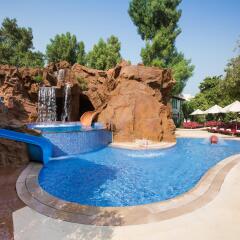 Отель Habtoor Grand Resort, Autograph Collection Дубай бассейн фото 2