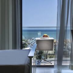 Hotel Merano Римини балкон