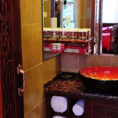 Отель Beijing Double Happiness Hotel Китай, Пекин - отзывы, цены и фото номеров - забронировать отель Beijing Double Happiness Hotel онлайн ванная