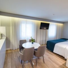 Ilha Hostel & Suites Понта-Делгада фото 21